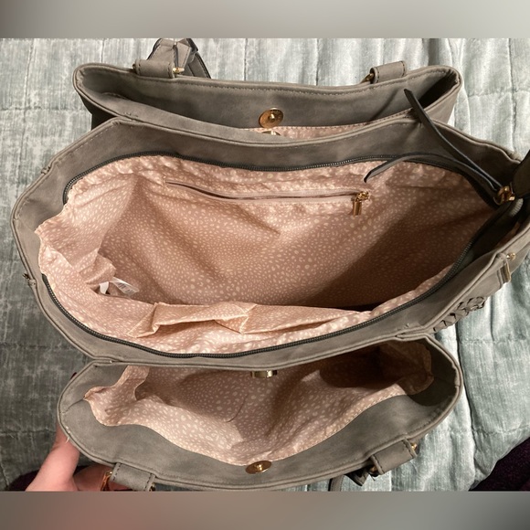 VR NYC Woven Braid Tote Handbag - Picture 3 of 11
